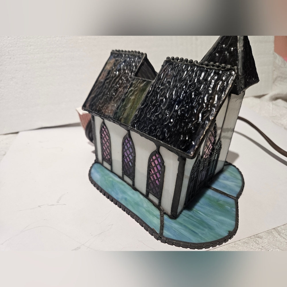 Church Tiffany Style Stained Glass Lamp - Picture 9 of 12